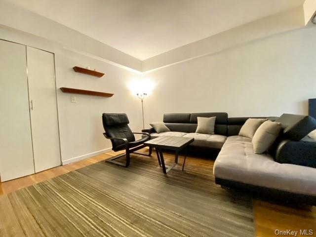 Coop Bronx River  Westchester, NY 10704, MLS-H6274130-8