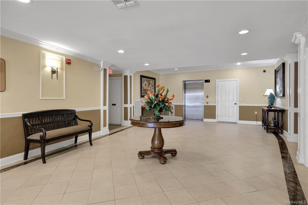 Apartment Quaker  Orange, NY 12518, MLS-H6276149-8