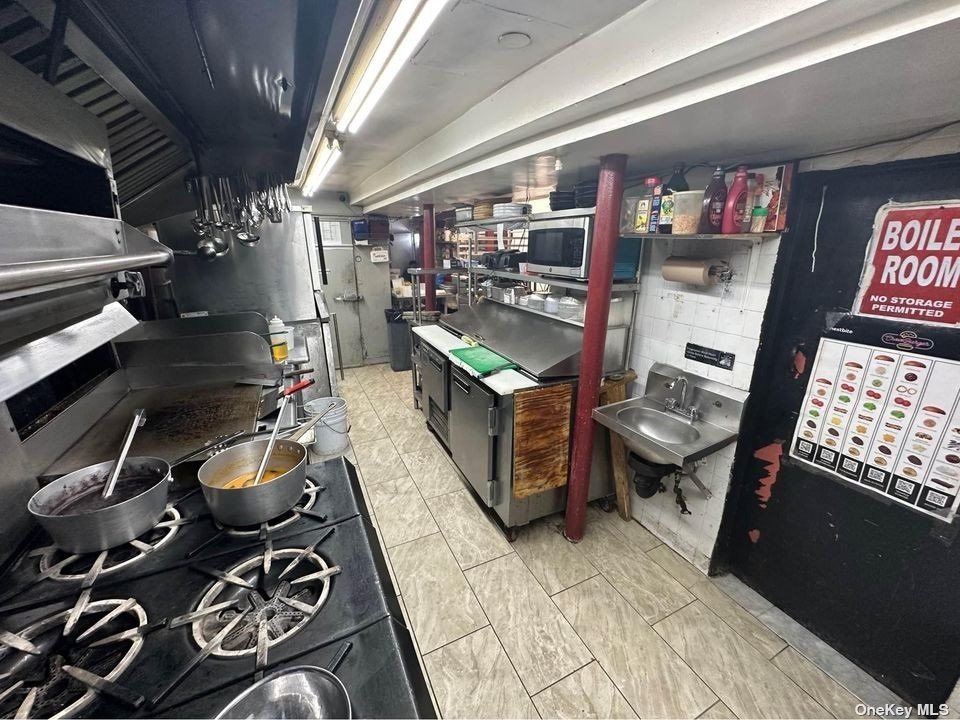 Business Opportunity Roosevelt  Queens, NY 11377, MLS-3519191-8