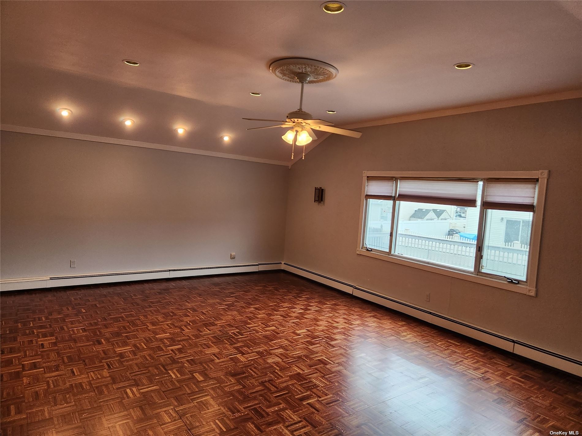 Apartment Oceanside  Nassau, NY 11572, MLS-3519240-8