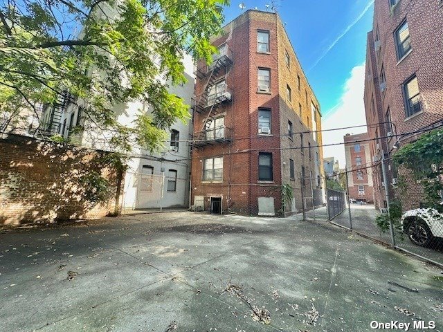Commercial Sale 22nd  Brooklyn, NY 11226, MLS-3505396-8