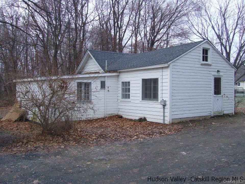 Four Family Lakeside  Orange, NY 12550, MLS-H6241423-8