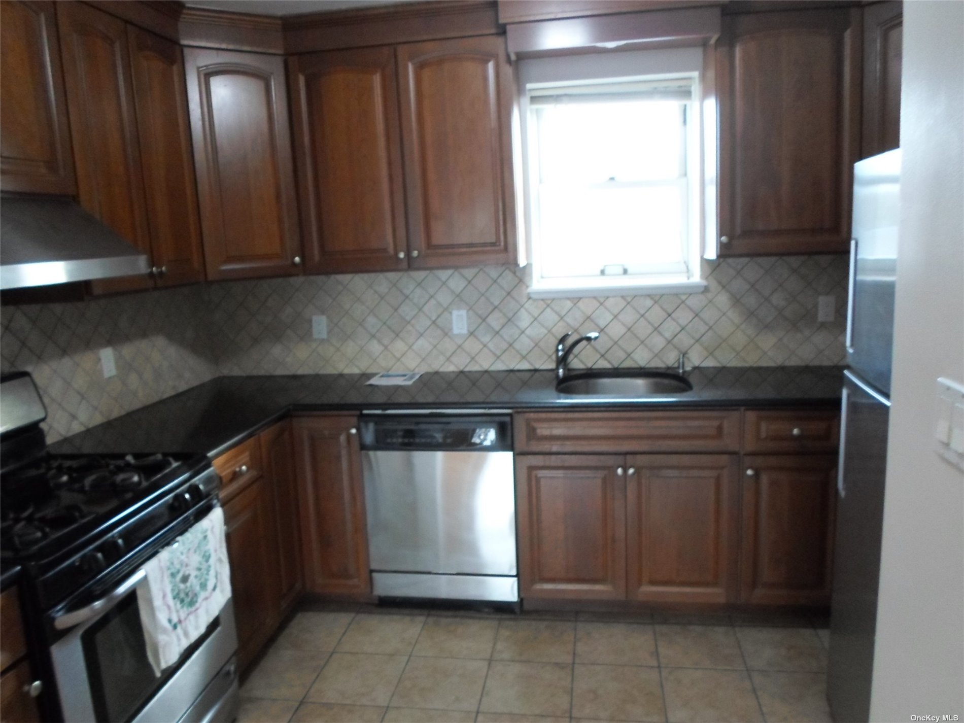 Condo 25th Ave  Queens, NY 11356, MLS-3516667-8