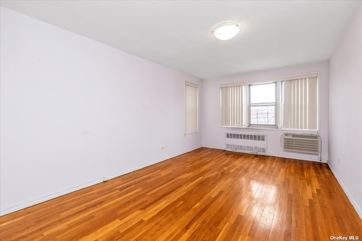 Coop 56th Ave  Queens, NY 11373, MLS-3504747-8