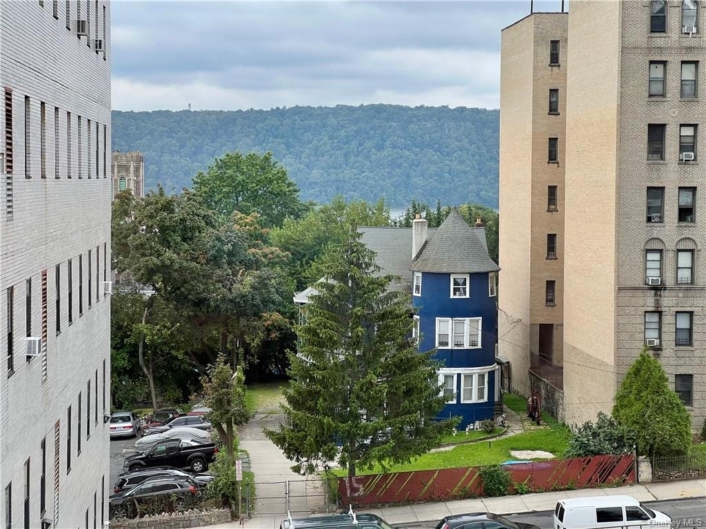 Apartment Ludlow  Westchester, NY 10705, MLS-H6277871-8