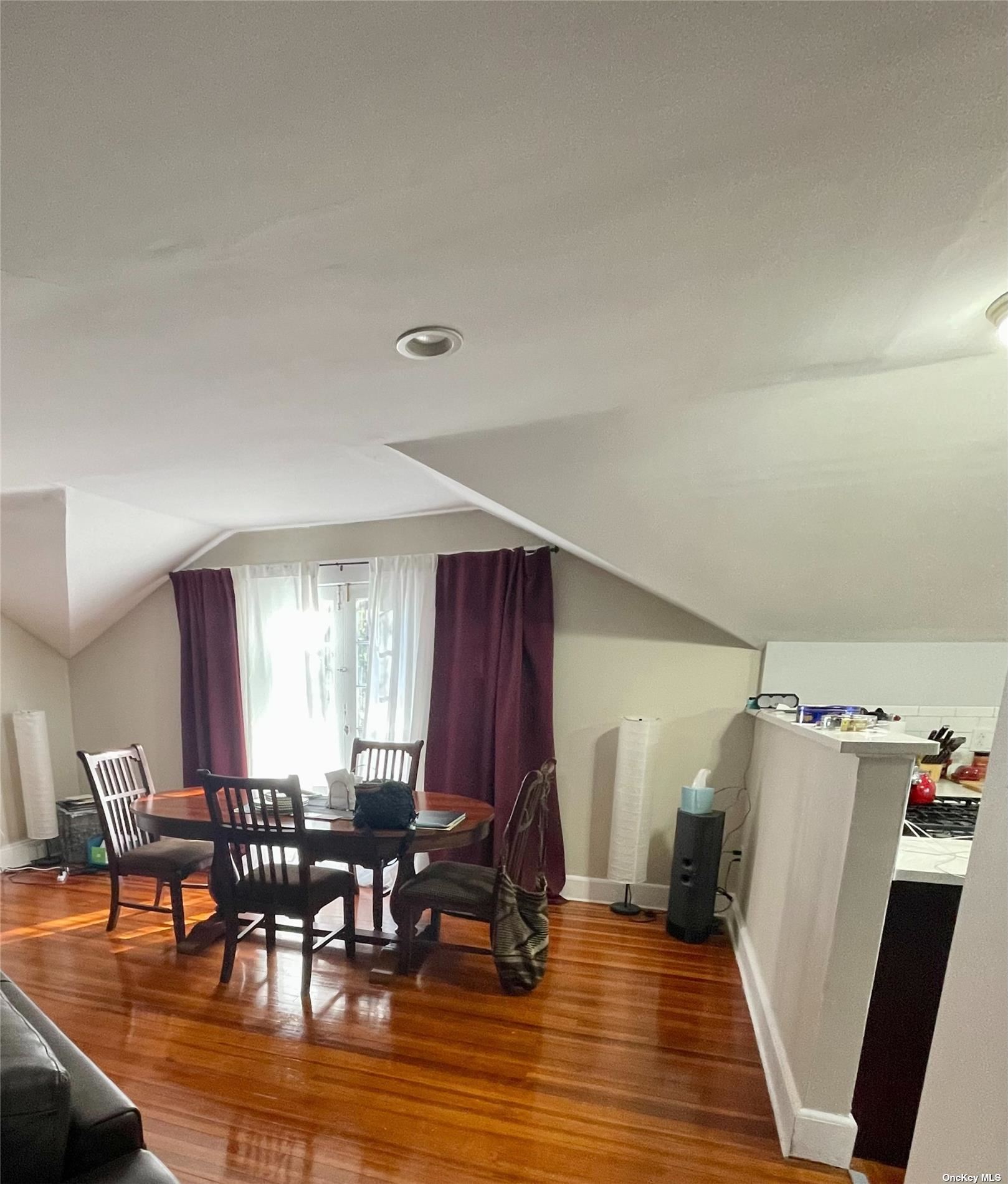 Apartment Maxwell  Nassau, NY 11771, MLS-3515963-8