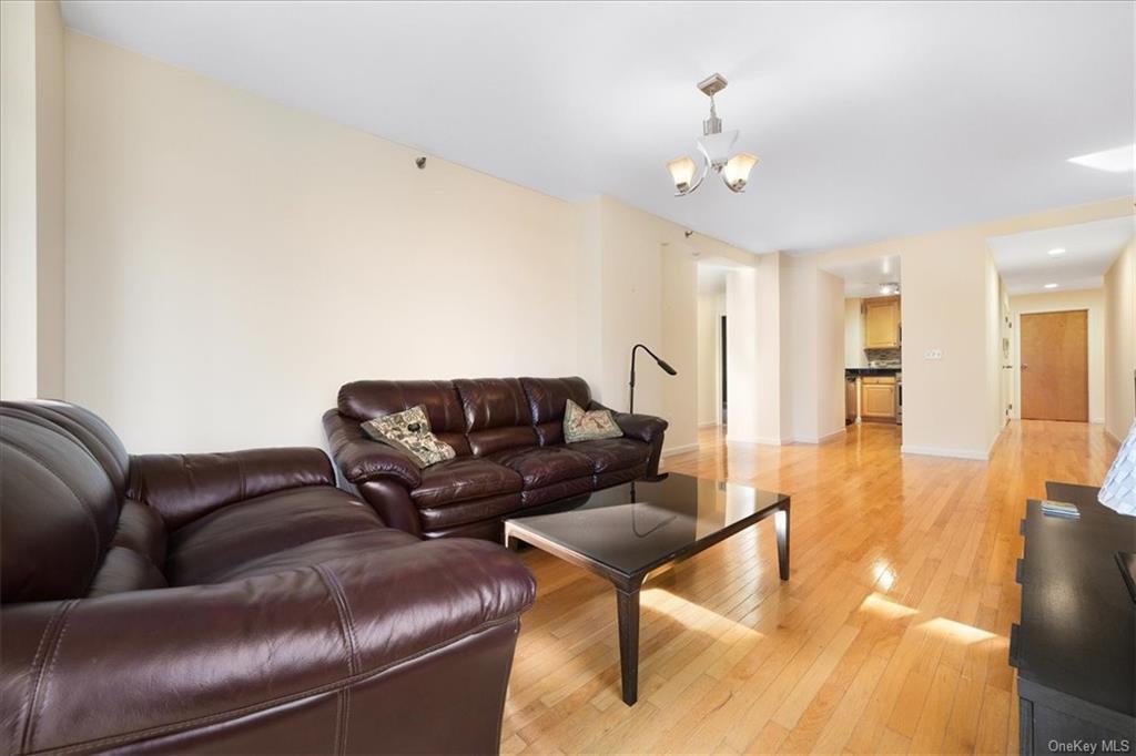 Apartment Oxford  Bronx, NY 10463, MLS-H6272115-9
