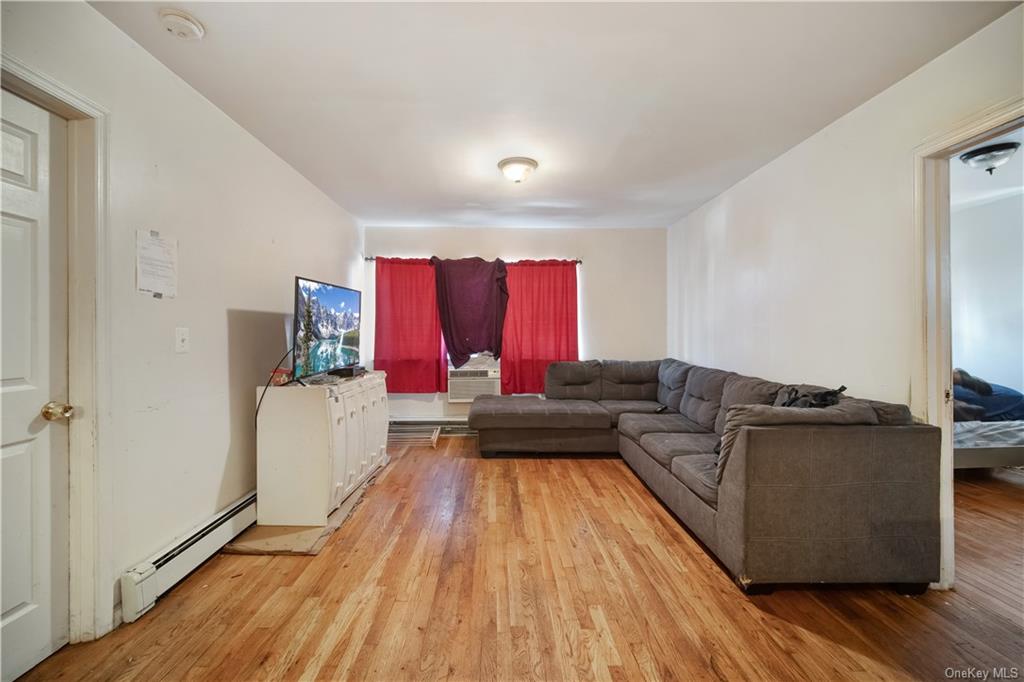 Three Family Bathgate  Bronx, NY 10457, MLS-H6246255-9