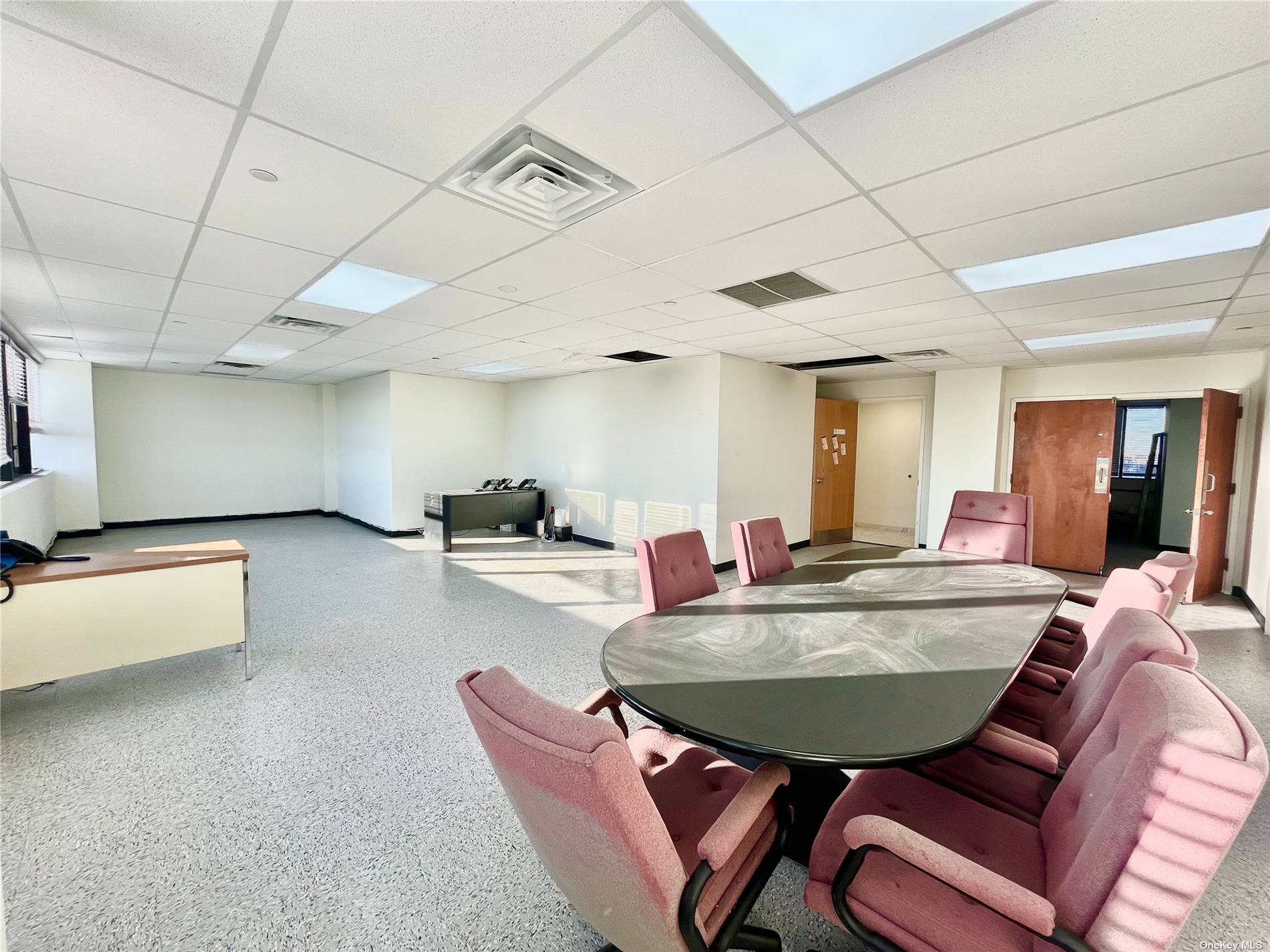 Commercial Lease Austin  Queens, NY 11375, MLS-3515291-9