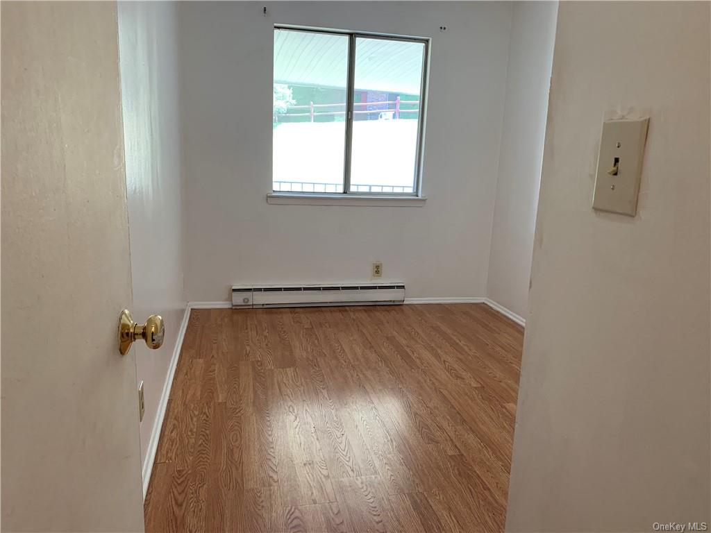 Apartment Old Country  Westchester, NY 10523, MLS-H6264636-9
