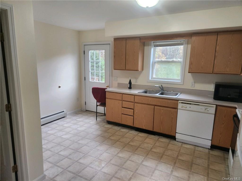 Apartment South  Ulster, NY 12528, MLS-H6277710-9